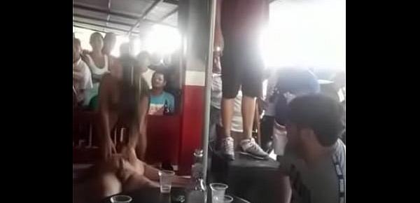  Teniendo sexo sin condon con una puta en publico